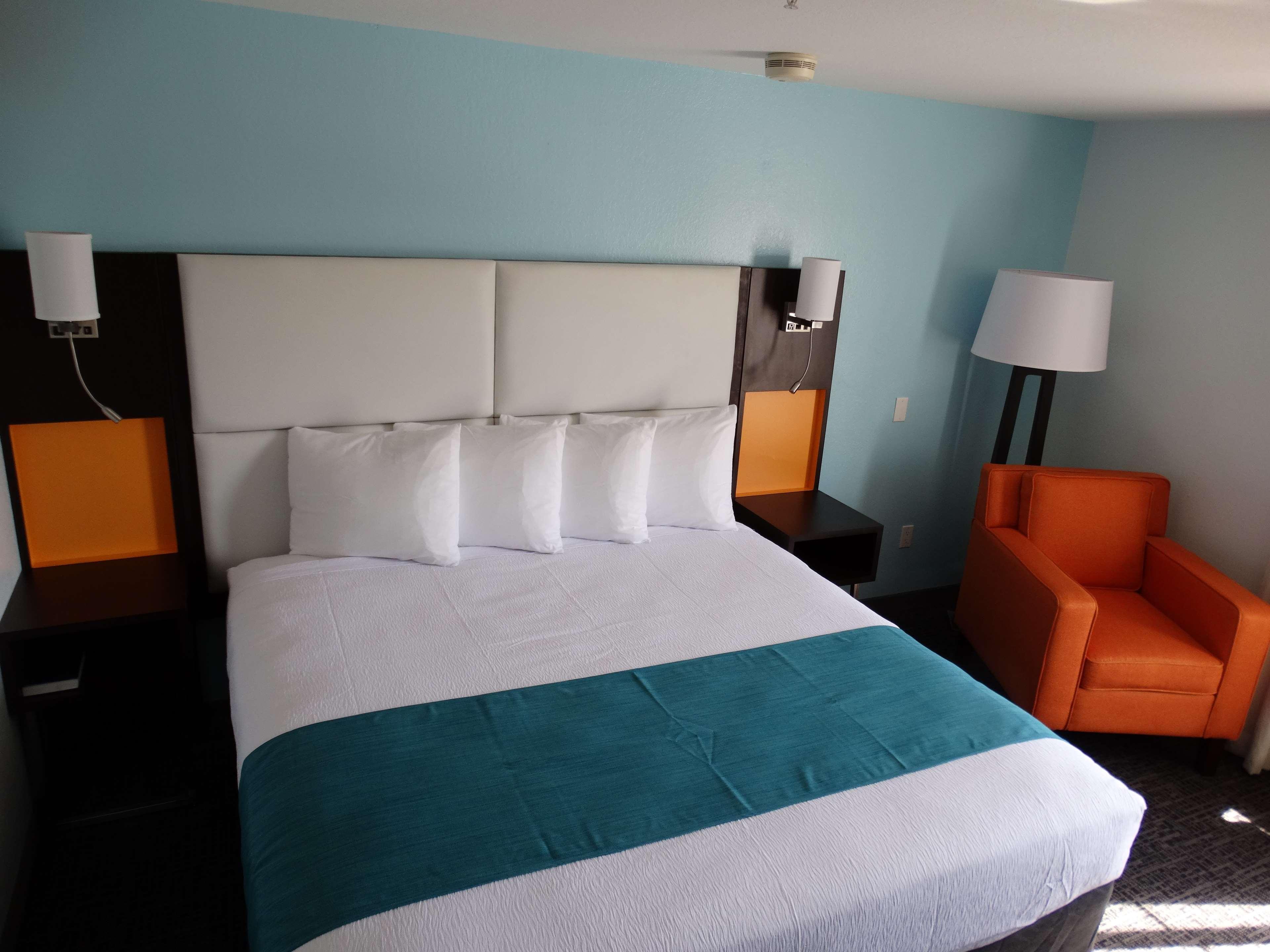 Best Western Plus Orlando Lake Buena Vista South Inn & Suites Kissimmee Exterior photo